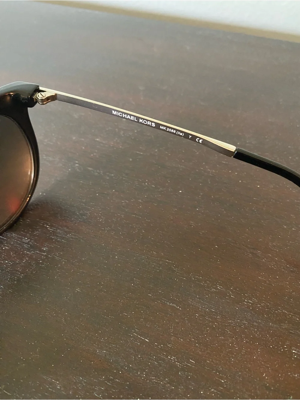 Michael Kors Ila MK2056 32716G Aviator Black Mirror Sunglasses Double Bridge